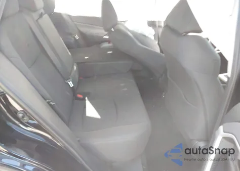 2021 Toyota Rav4 Le z USA, uszkodzony, nr VIN 2T3H1RFVXMC107731